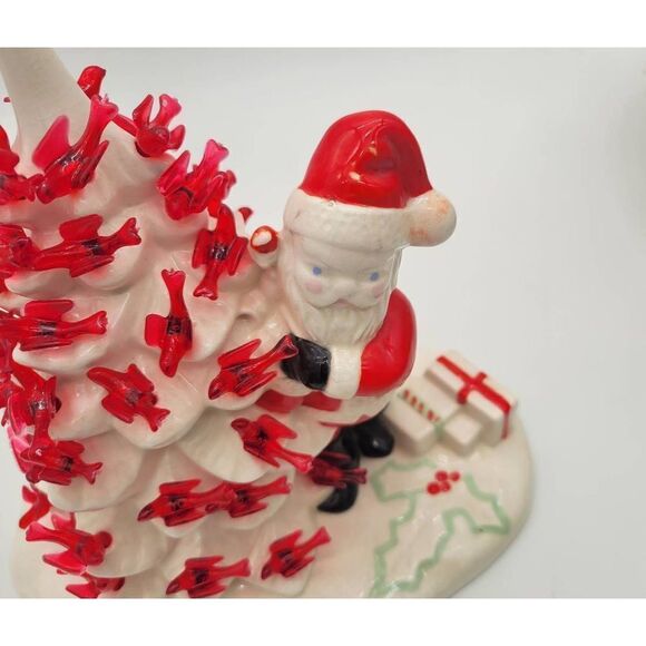 Vintage Cardinal Christmas Tree with Santa - Picture 4 of 6
